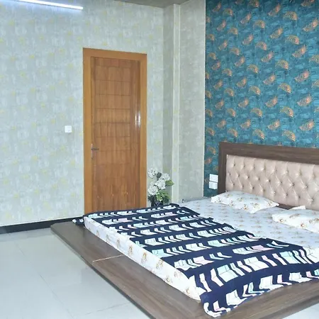 Shreshth Home Stay - Best Family Accommodation - 3Km From Har Ki Pauri, Haridwar, Uttarakhand Exterior photo