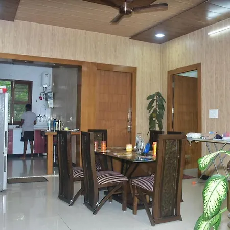 Shreshth Home Stay - Best Family Accommodation - 3Km From Har Ki Pauri, Haridwar, Uttarakhand Exterior photo